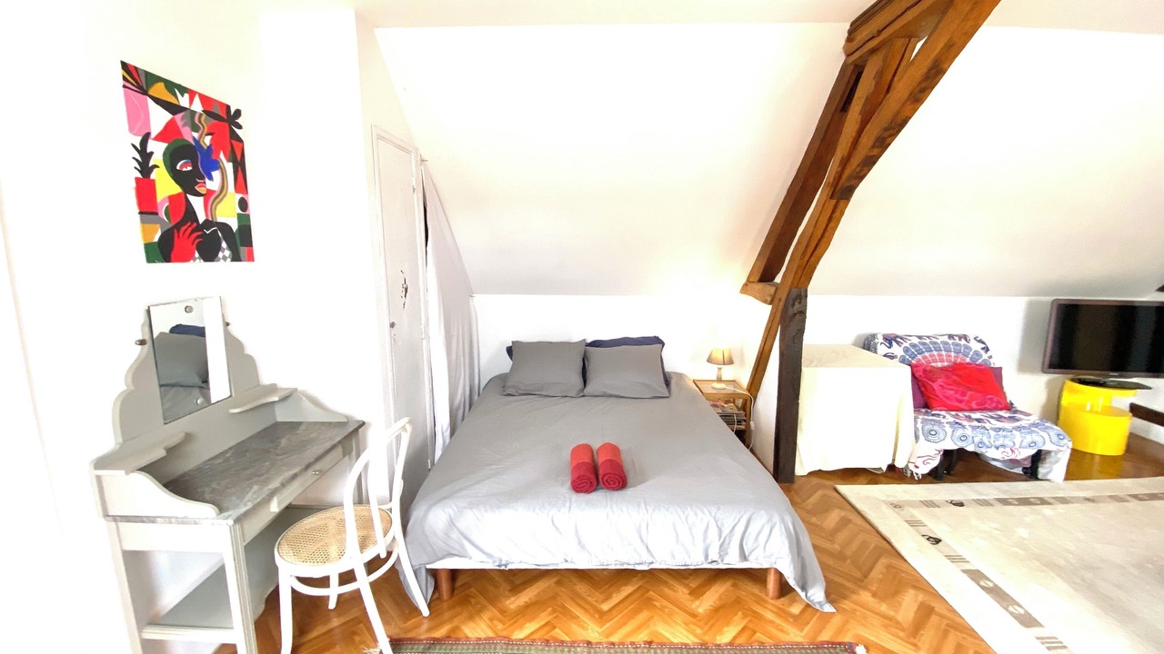 Photo of Bedroom in Saint-Evroult-de-Montfort