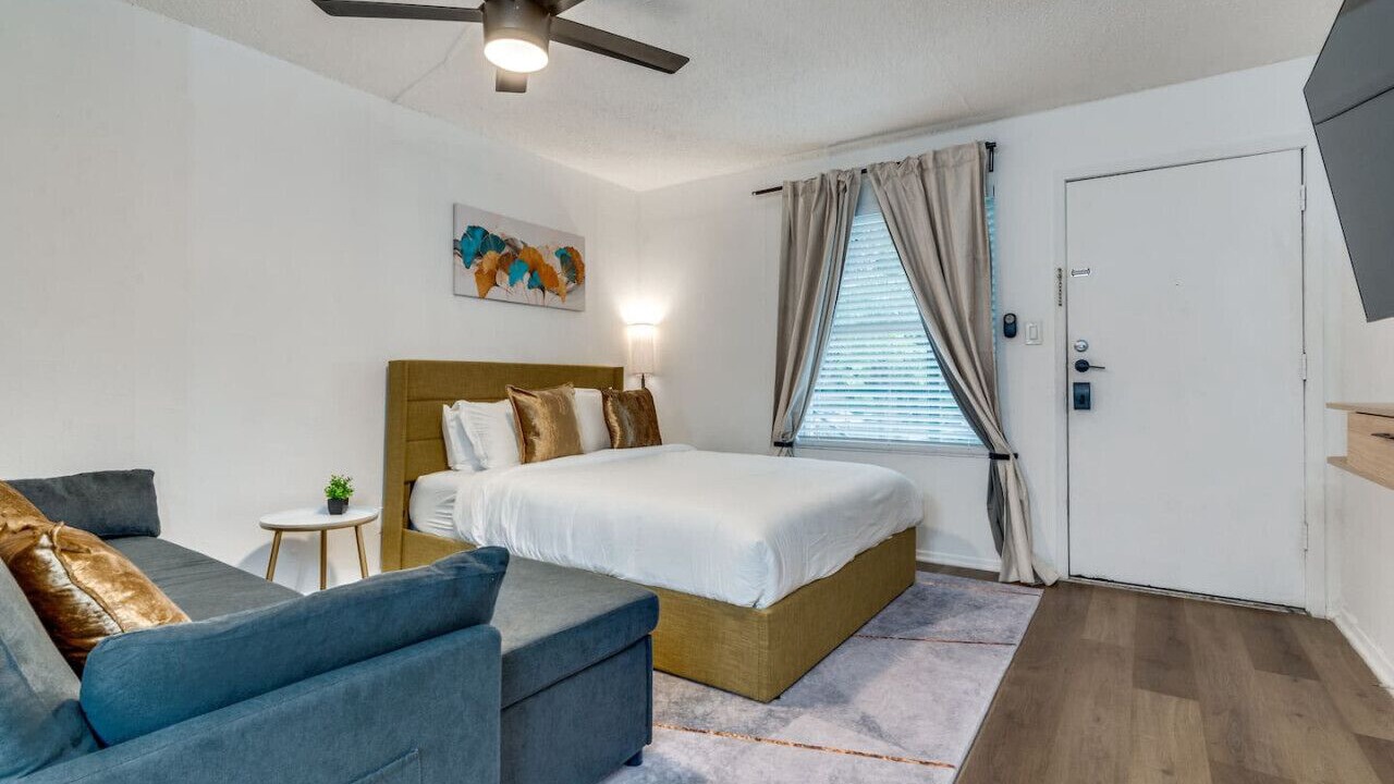 Photo of Bedroom in Hyde Park