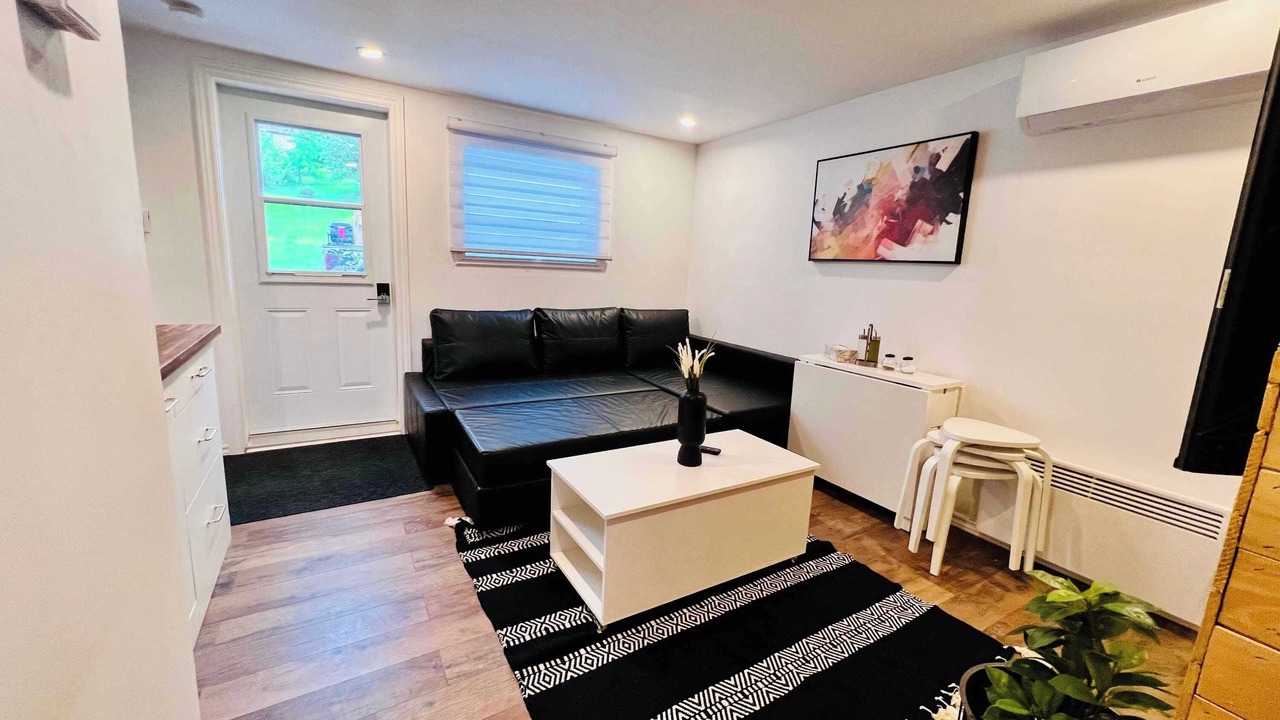 Photo of Livingroom in Saint-Leon-de-Standon
