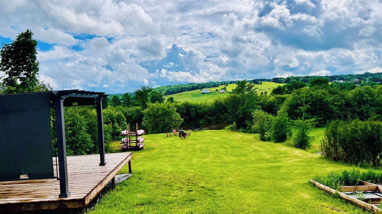 Photo of Outdoor in Saint-Leon-de-Standon