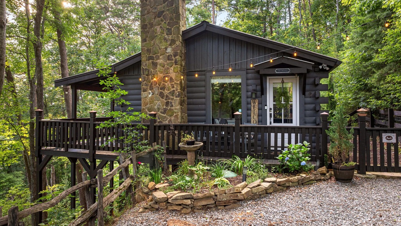 Photo of Outdoor in Cherry Log