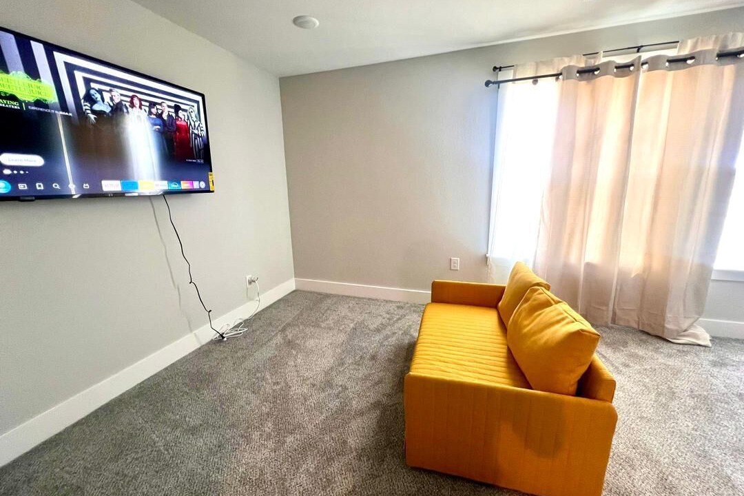 Photo of Livingroom in Central Park South