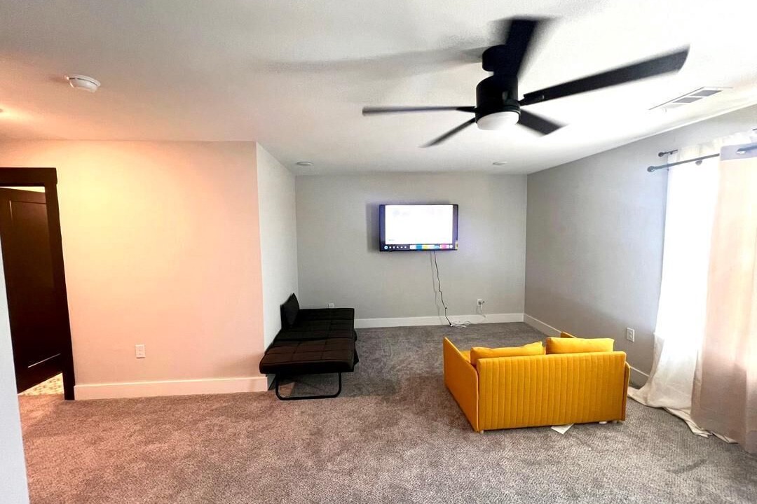 Photo of Livingroom in Central Park South