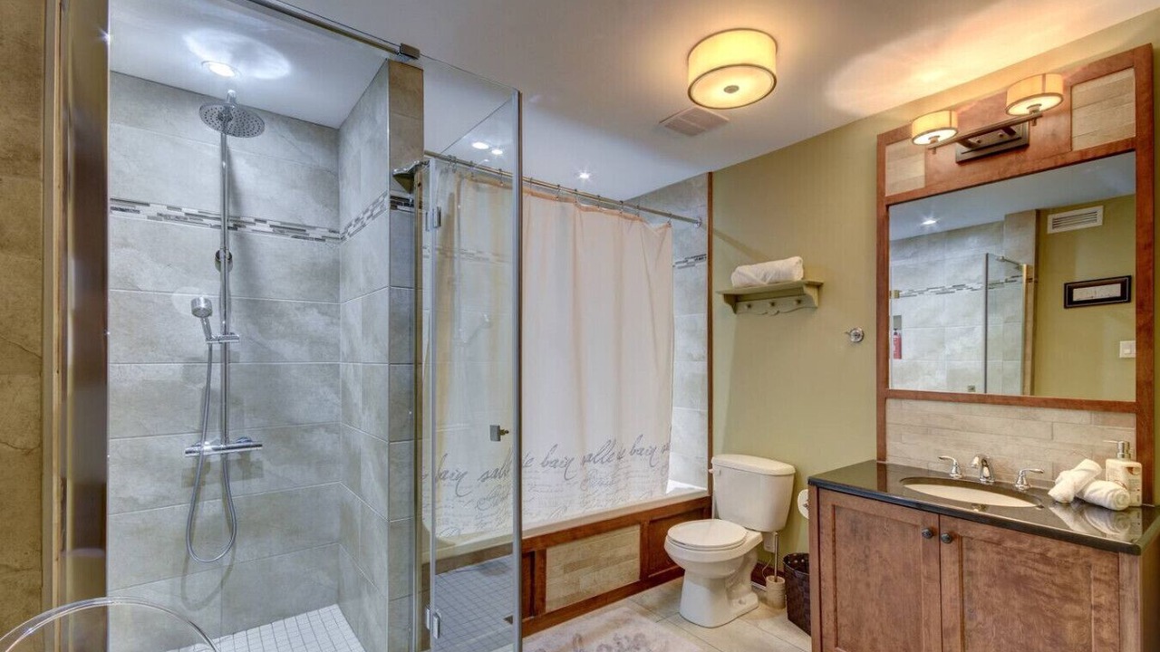 Photo of Bathroom in Tremblant-Les-Eaux