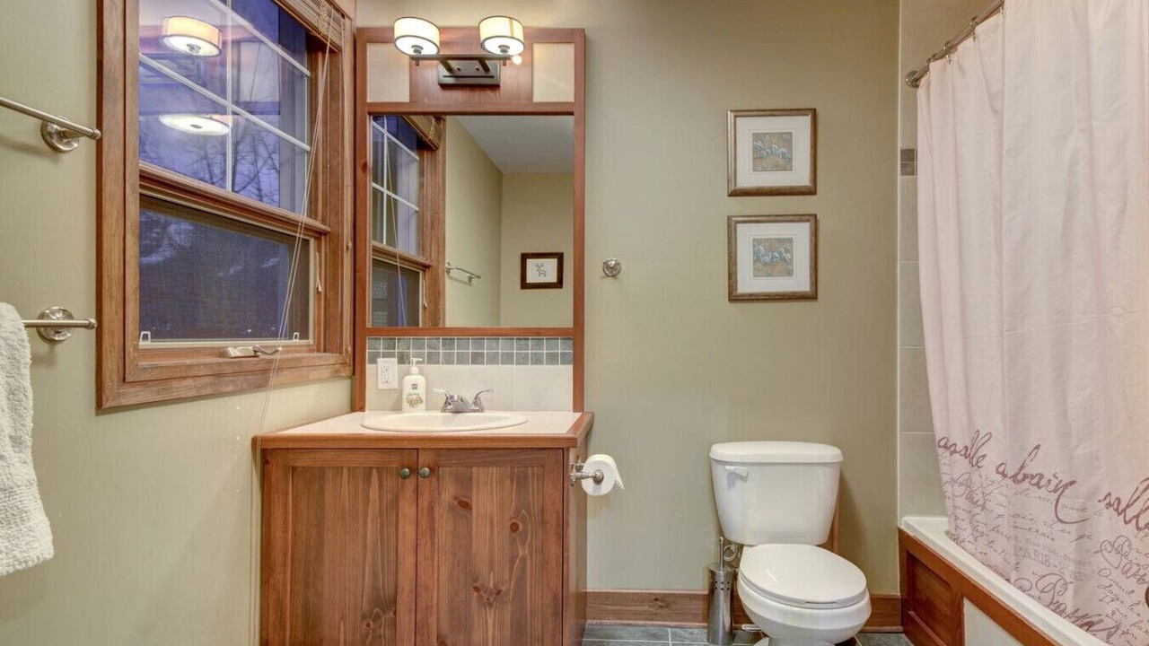 Photo of Bathroom in Tremblant-Les-Eaux