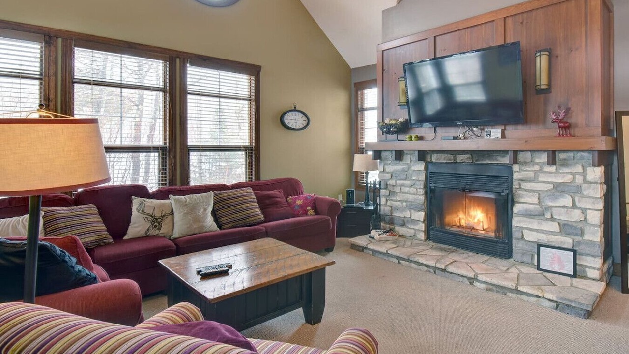 Photo of Livingroom in Tremblant-Les-Eaux