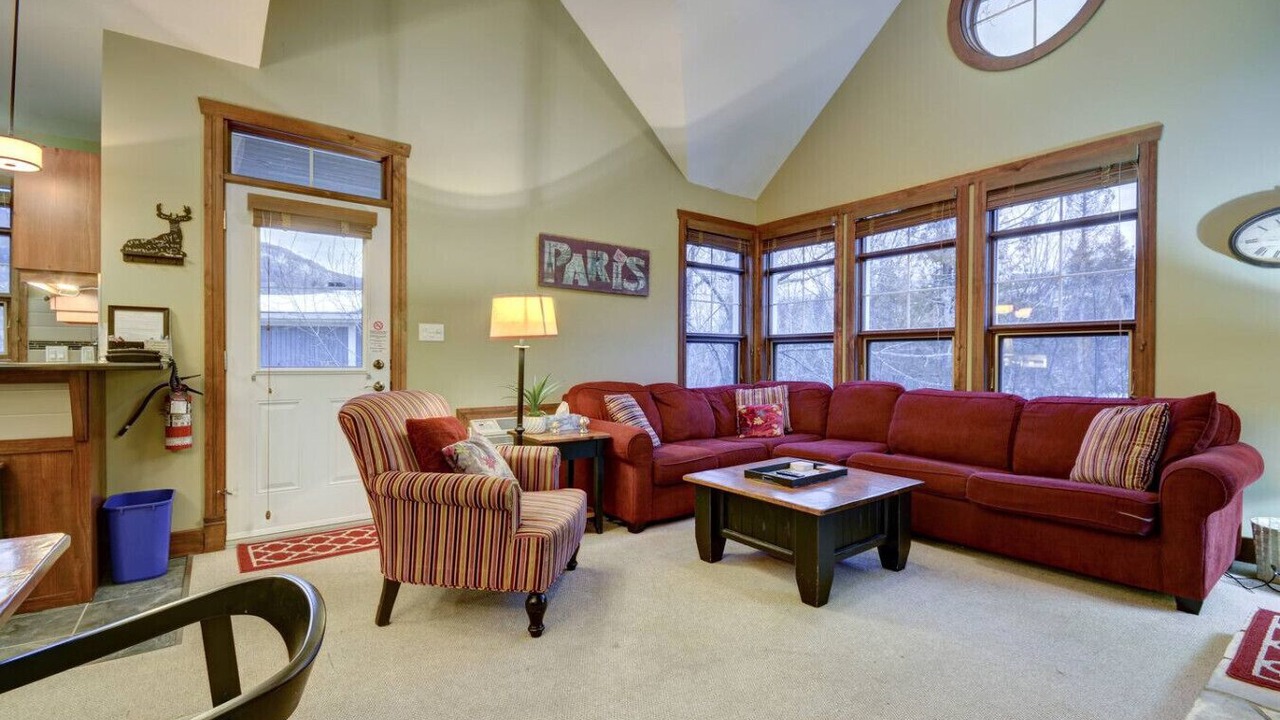 Photo of Livingroom in Tremblant-Les-Eaux