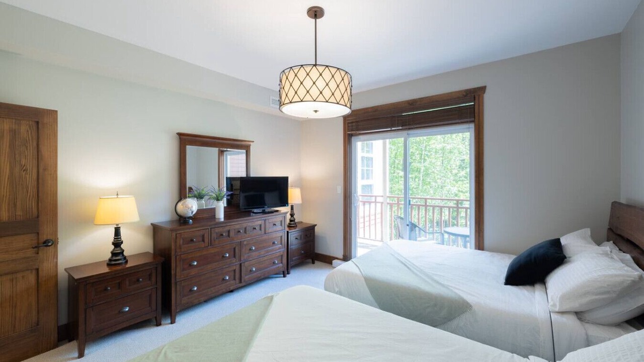 Photo of Bedroom in Tremblant-Les-Eaux