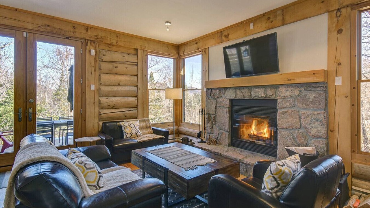 Photo of Livingroom in Lac Superieur Village