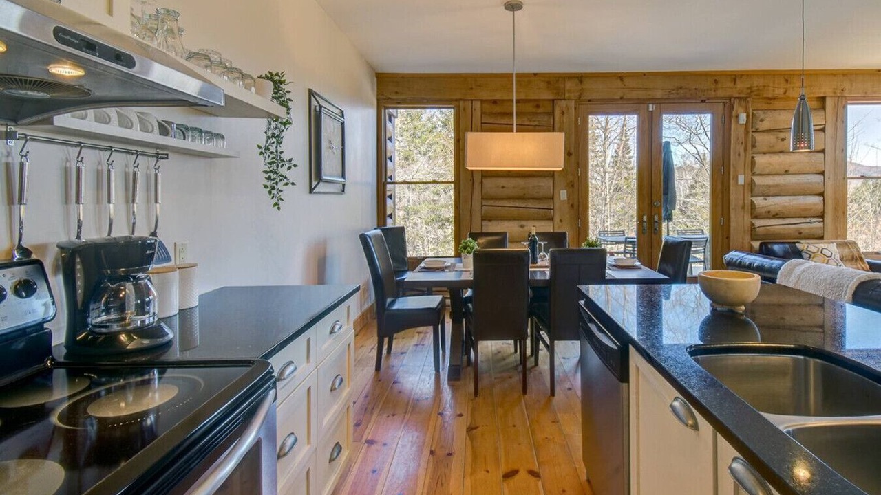 Photo of Kitchen in Lac Superieur Village
