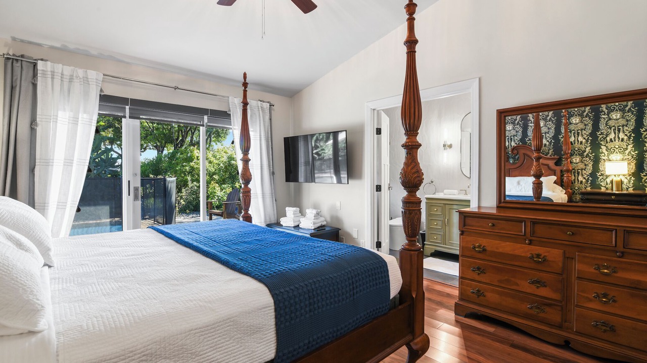 Photo of Bedroom in Coral Springs