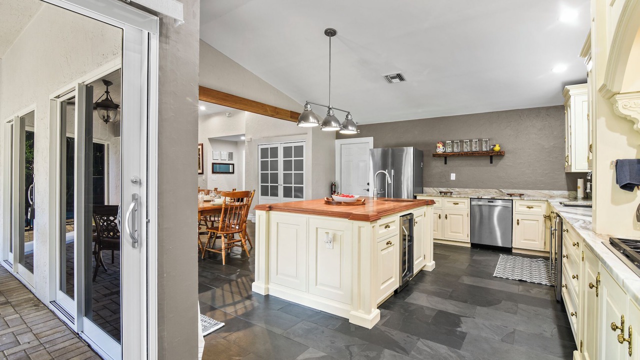 Photo of Kitchen in Coral Springs