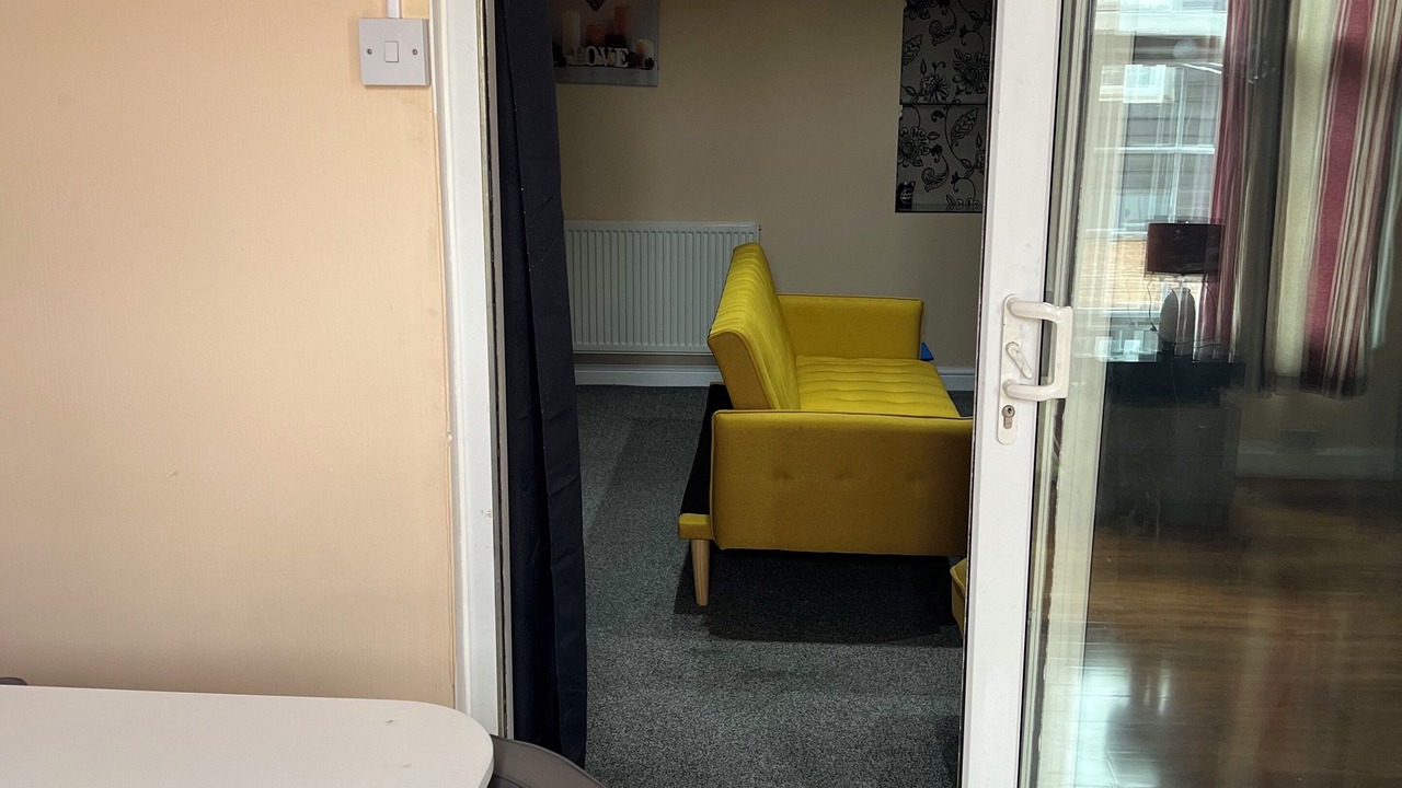 Photo of Others in Crays Hill