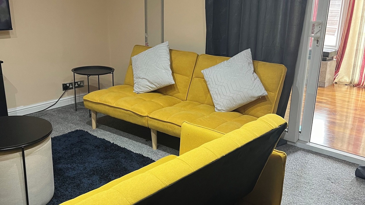 Photo of Livingroom in Crays Hill