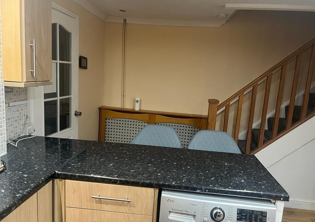 Photo of Others in Crays Hill