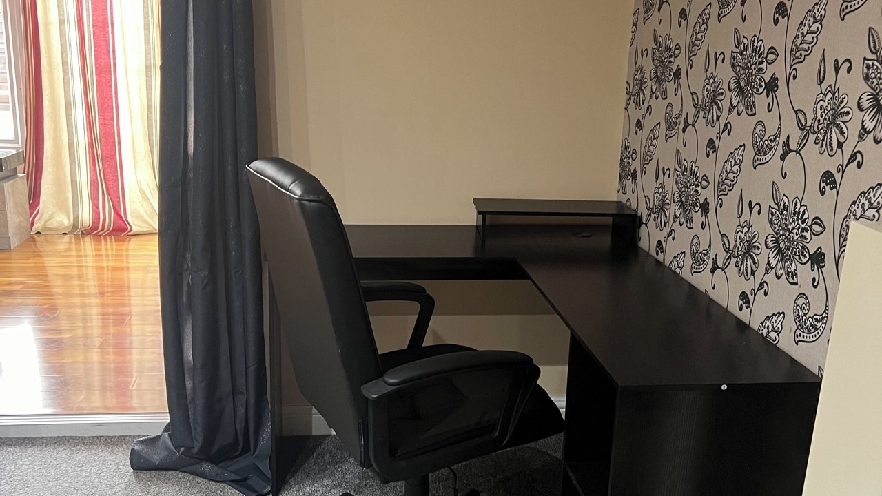 Photo of Others in Crays Hill