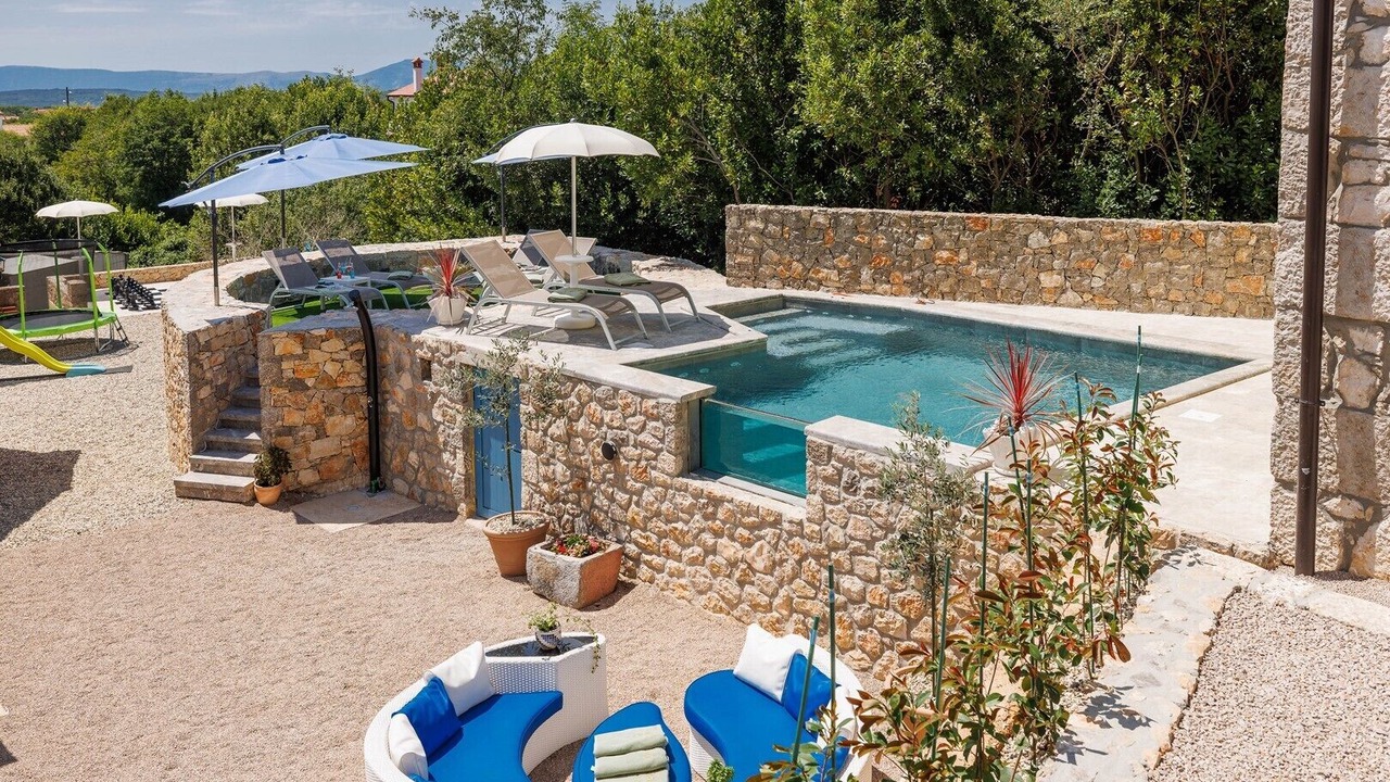Photo of Outdoor in Kras
