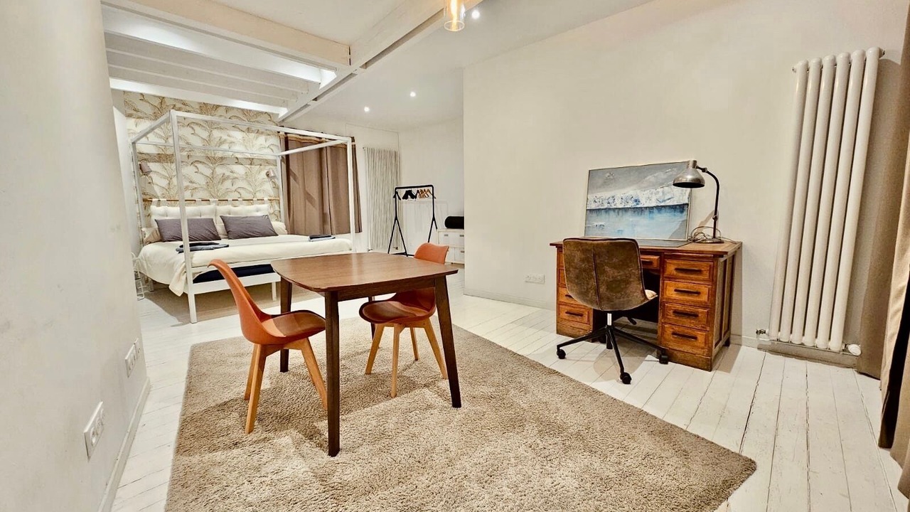 Photo of Bedroom in Augerville-la-Riviere