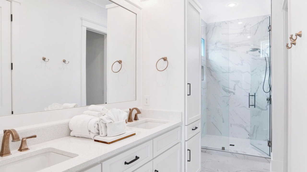Photo of Bathroom in Ono Island