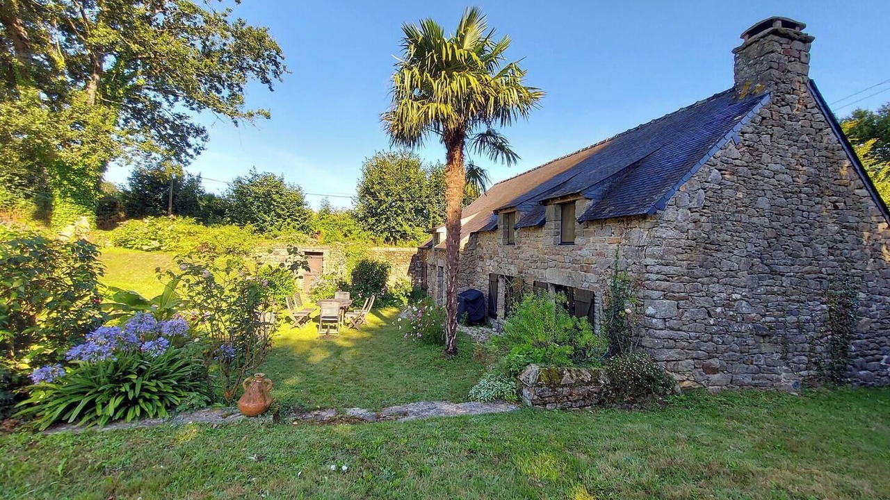 Photo of Outdoor in Peaule