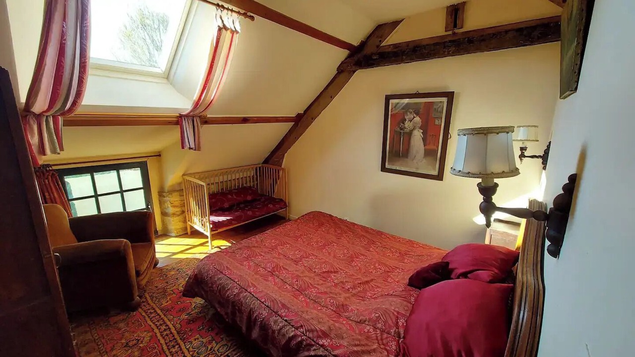 Photo of Bedroom in Peaule