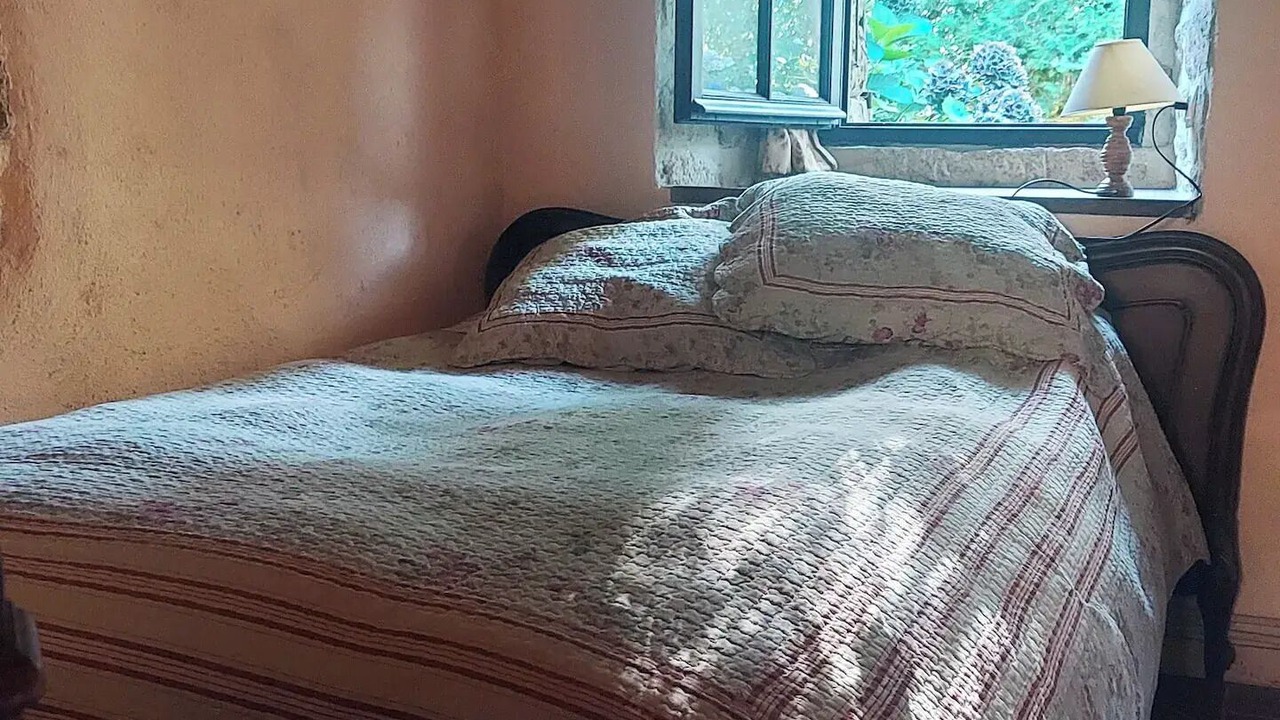 Photo of Bedroom in Peaule