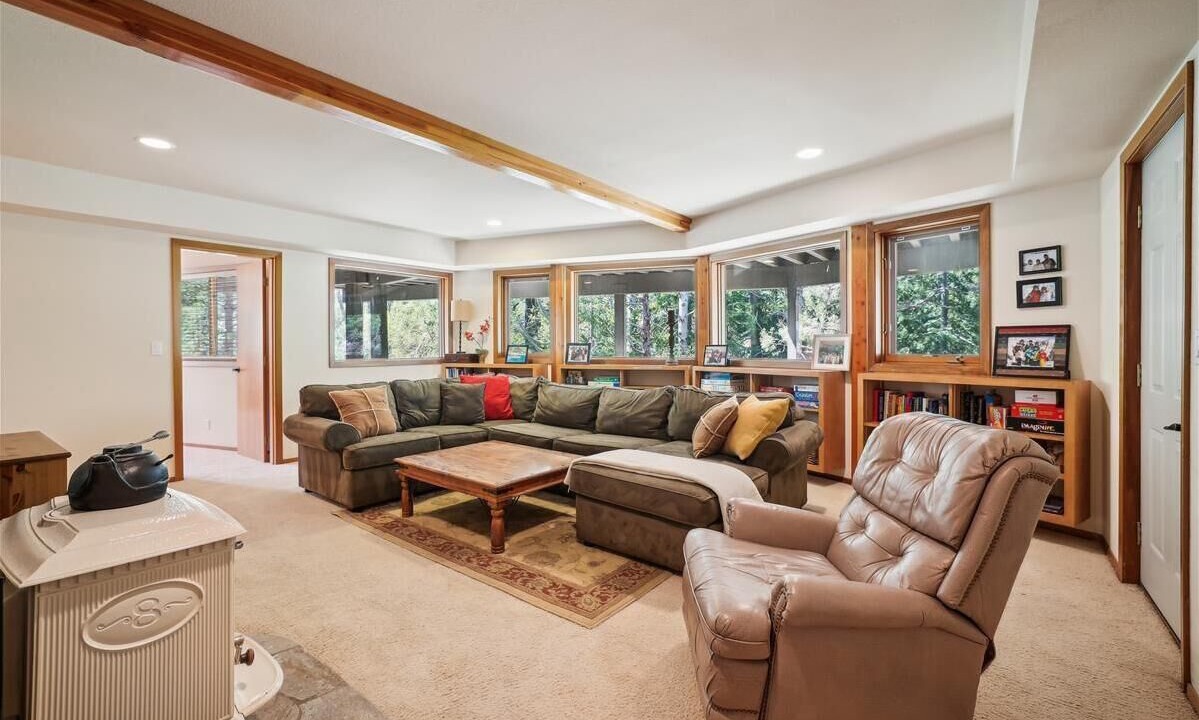 Photo of Bedroom in Alpine Meadows