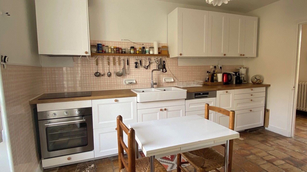 Photo of Kitchen in Neons Sur Creuse