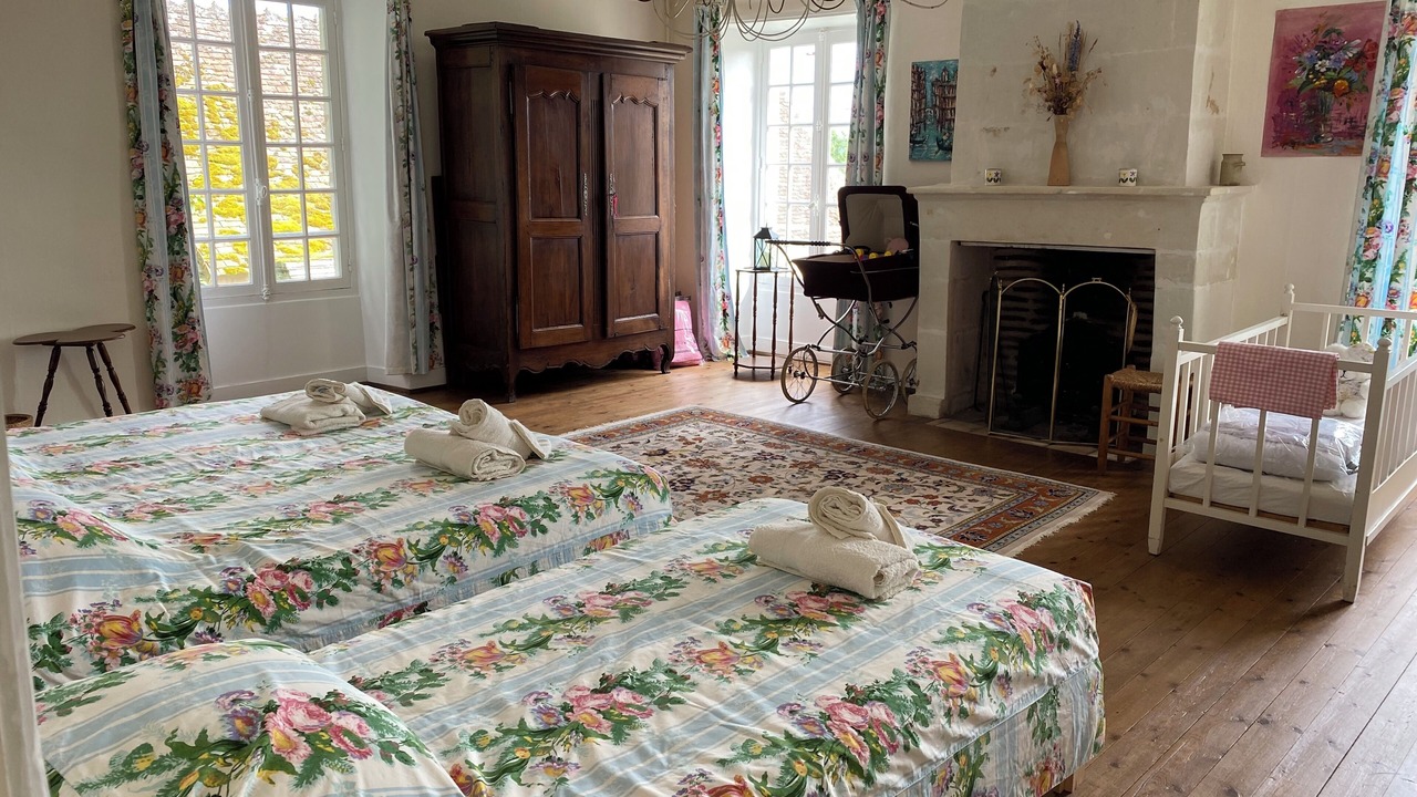 Photo of Bedroom in Neons Sur Creuse