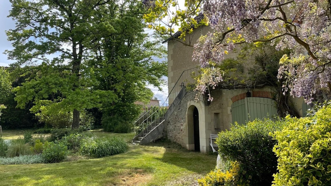 Photo of Outdoor in Neons Sur Creuse