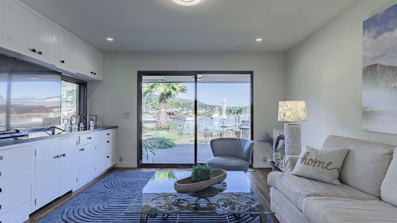 Photo of Livingroom in San Rafael