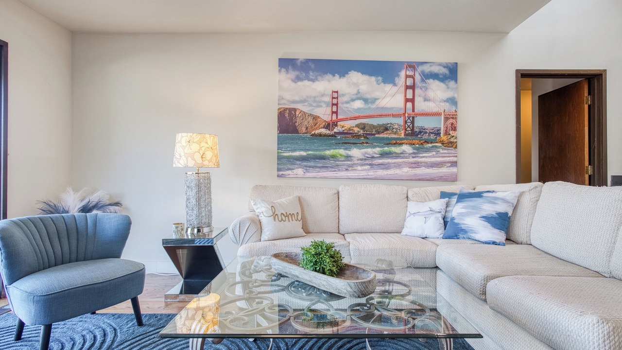 Photo of Livingroom in San Rafael