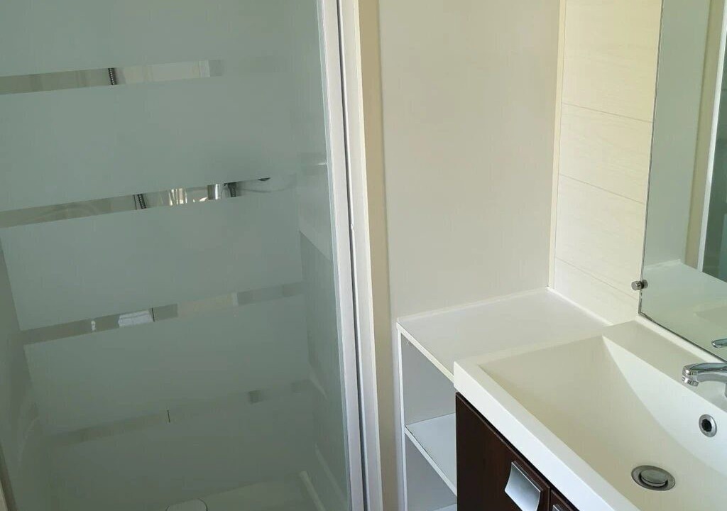 Photo of Bathroom in Challans