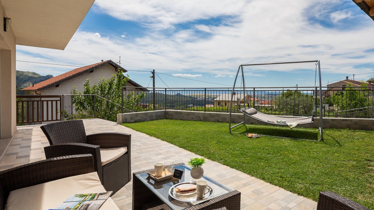 Photo of Outdoor in Solin