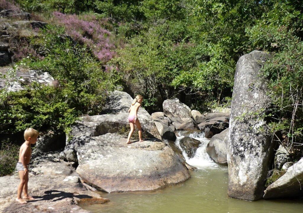 Photo of Others in Le Bez