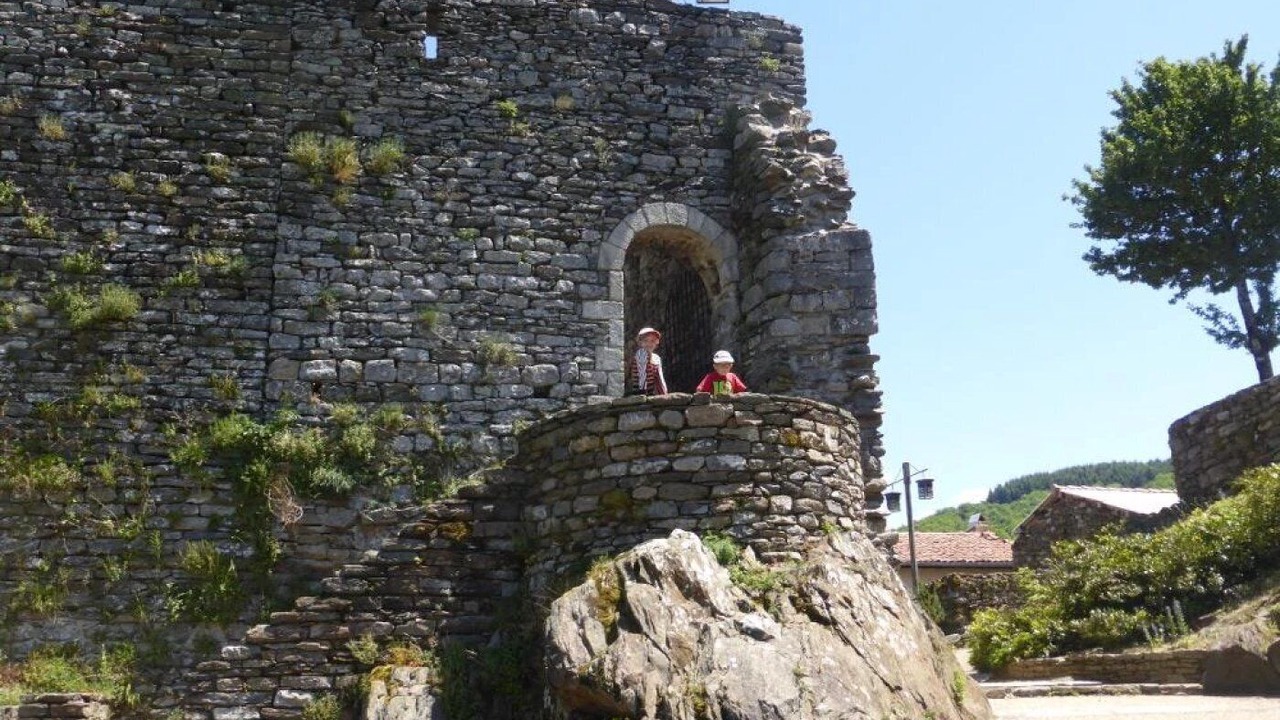 Photo of Others in Le Bez