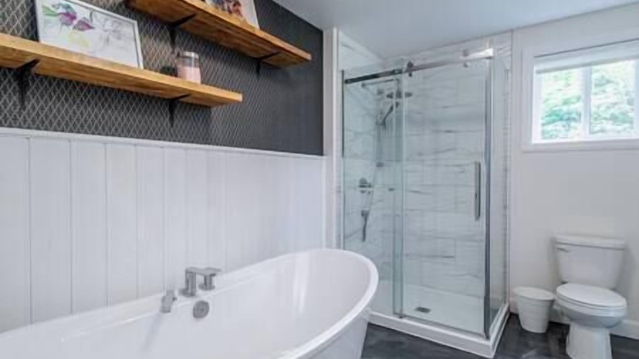 Photo of Bathroom in Saint-Joseph-de-la-Rive