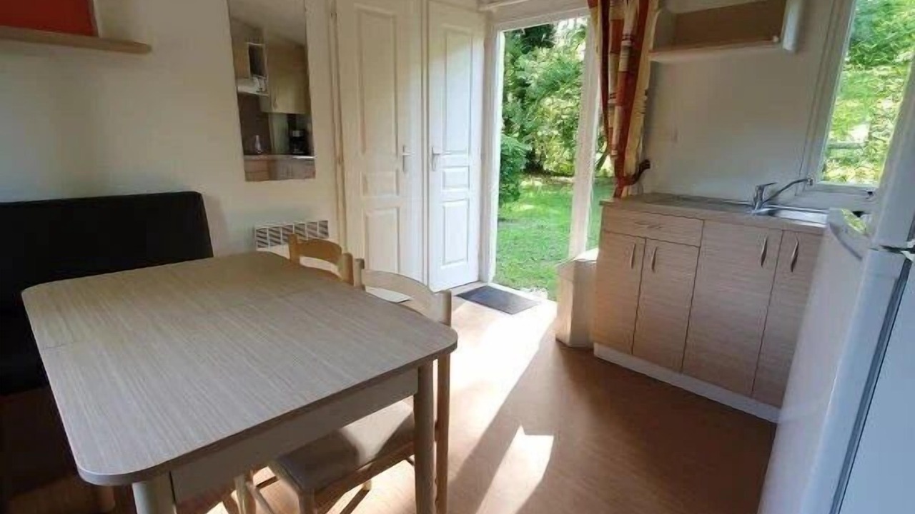 Photo of Others in Le Change