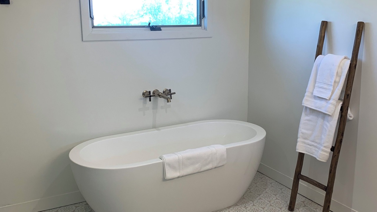 Photo of Bathroom in Edgewood