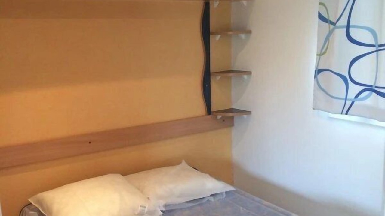 Photo of Bedroom in Athee