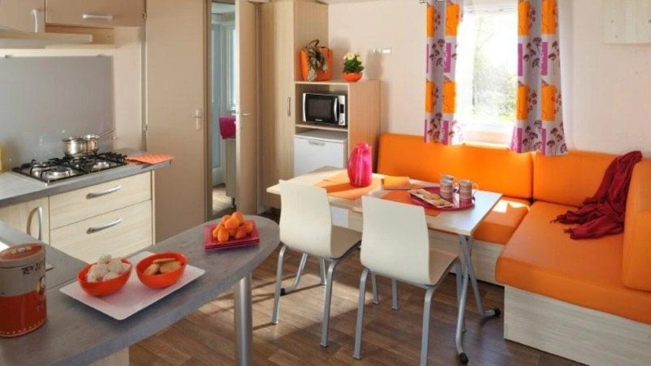 Photo of Others in Athee