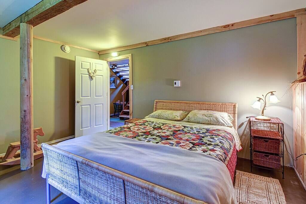 Photo of Bedroom in Lakeview
