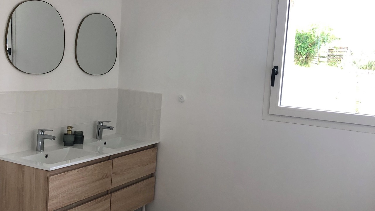 Photo of Bathroom in Frossay