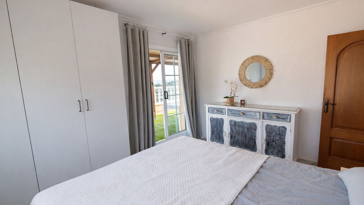 Photo of Bedroom in Mont Barbat