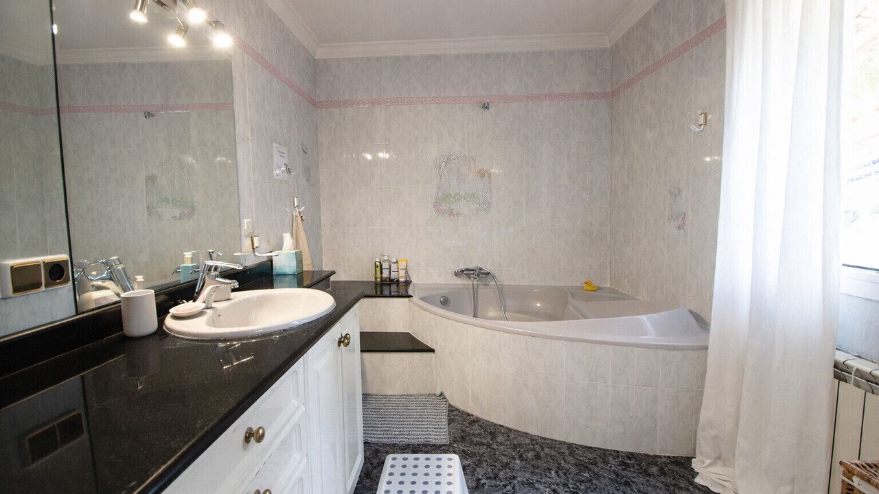 Photo of Bathroom in Mont Barbat