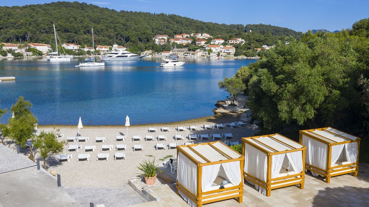 Photo of Others in Cove Tri Zala (Zrnovo)