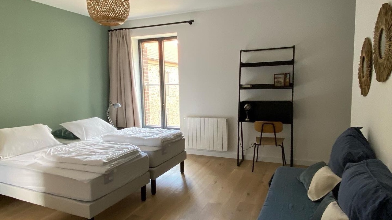 Photo of Bedroom in Ocquerre