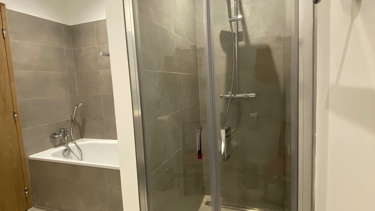 Photo of Bathroom in Ocquerre