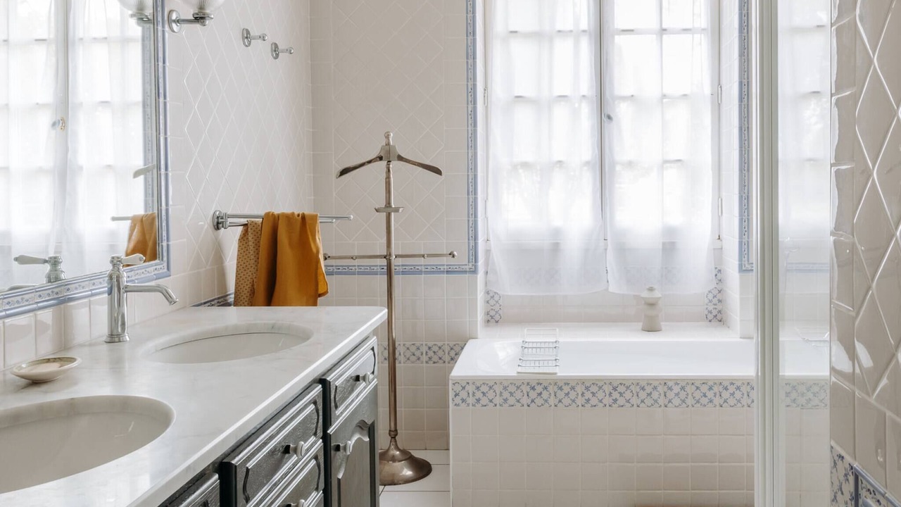 Photo of Bathroom in Corbarieu