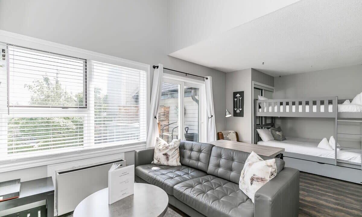 Photo of Livingroom in Craigleith